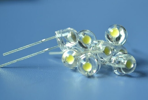 Ứng dụng: Đèn tín hiệu, bảng hiệu đèn LED, mắt thần trên các điều khiển,…