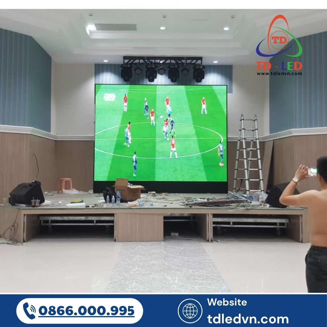 Việc lắp đặt màn hình LED trong nhà phải tuân theo những tiêu chuẩn kỹ thuật nghiêm ngặt.