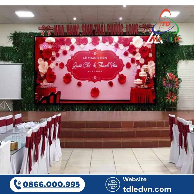 Chọn đúng màn hình LED nhà hàng cho không gian nhỏ sẽ giúp bạn tăng hiệu quả quảng cáo, nâng cao trải nghiệm khách hàng, đồng thời thể hiện phong cách riêng biệt.