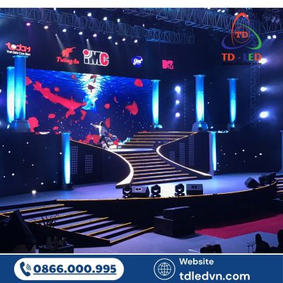 Chi phí thuê màn hình LED sân khấu sẽ không đắt nếu bạn lựa chọn đúng nhu cầu và đơn vị cung cấp uy tín.