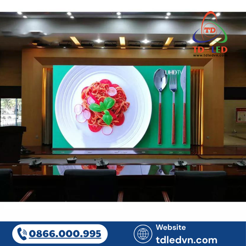 Cả màn hình LED P2 và P2.5 đều có những ưu điểm riêng. P2 phù hợp khi yêu cầu hiển thị sắc nét, sang trọng; P2.5 phù hợp khi cần tiết kiệm chi phí nhưng vẫn giữ chất lượng ổn định. V